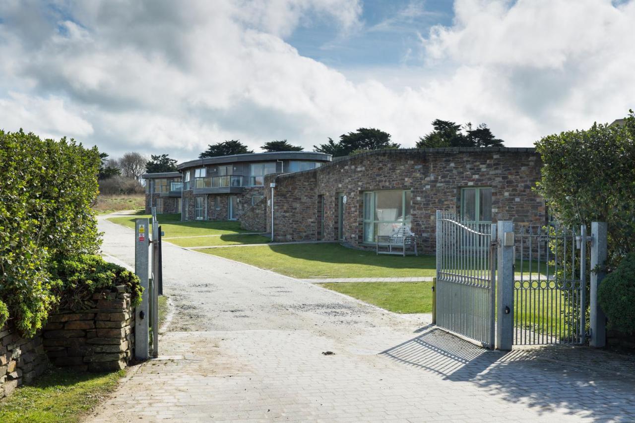 Trevose Golf And Country Club Hotel Padstow Exterior photo