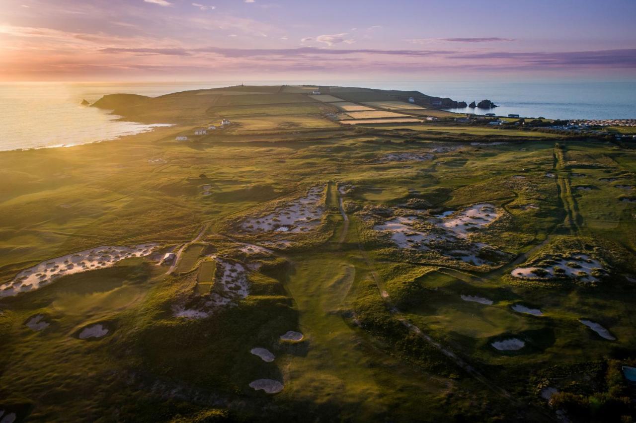 Trevose Golf And Country Club Hotel Padstow Exterior photo