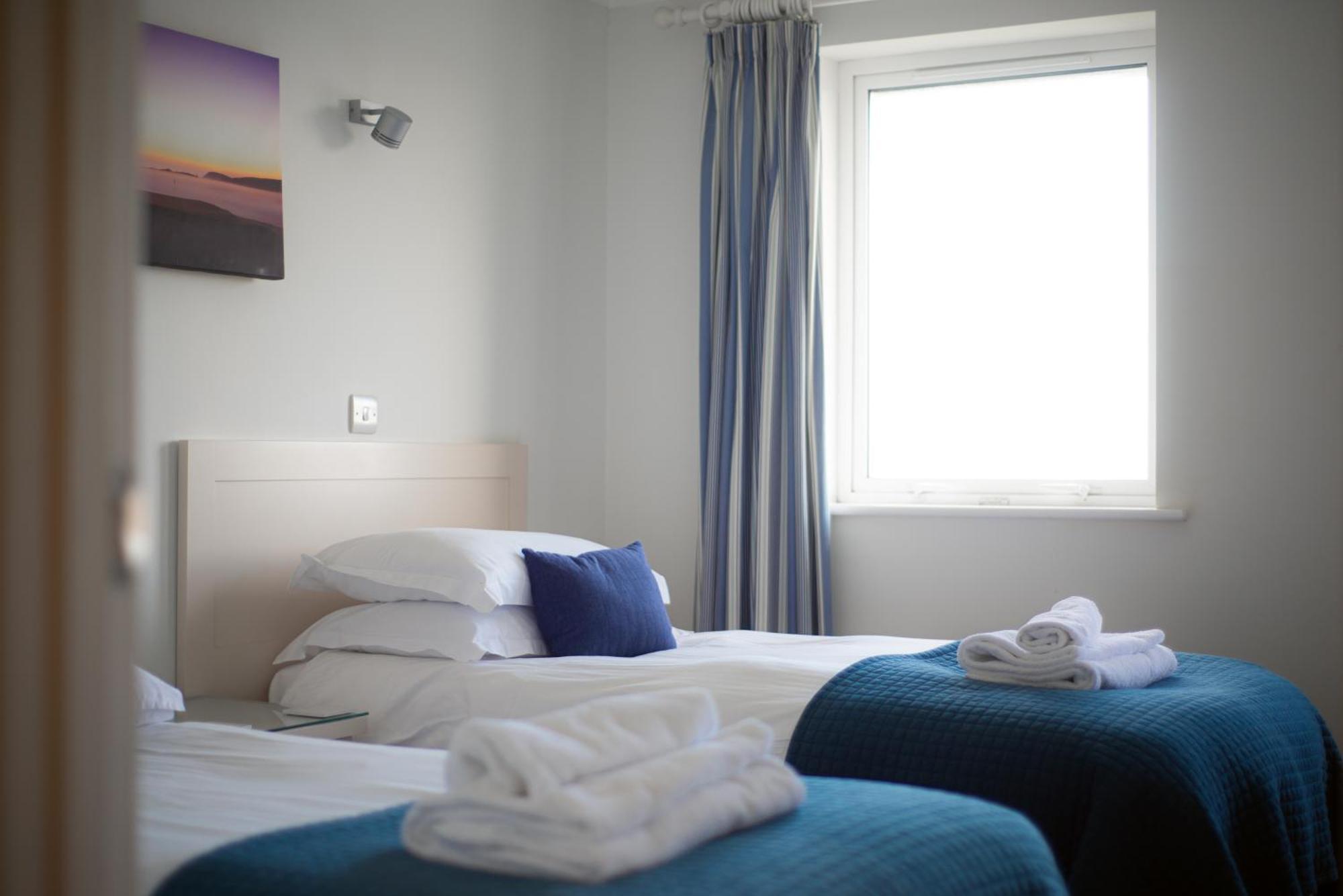 Trevose Golf And Country Club Hotel Padstow Exterior photo