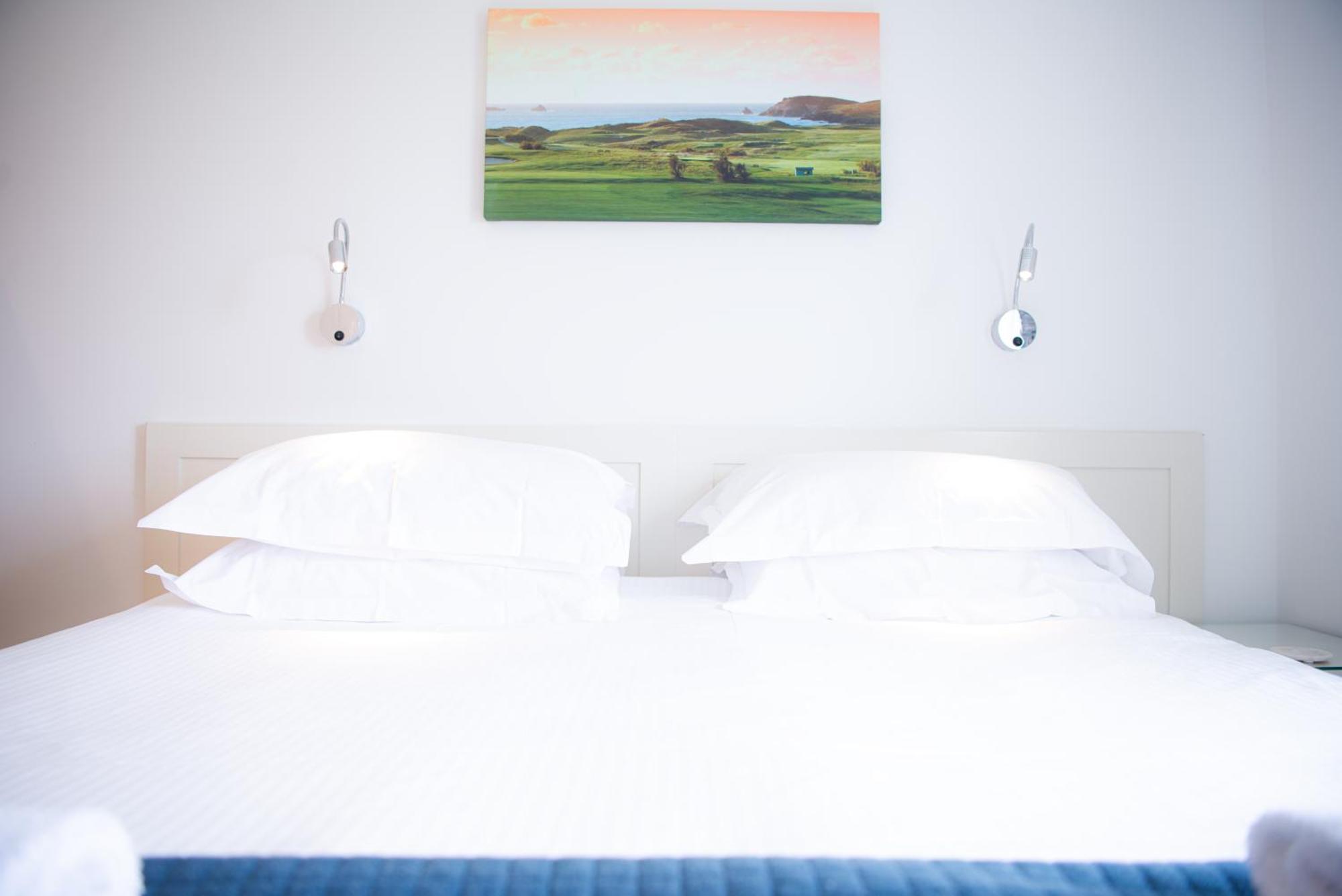 Trevose Golf And Country Club Hotel Padstow Exterior photo