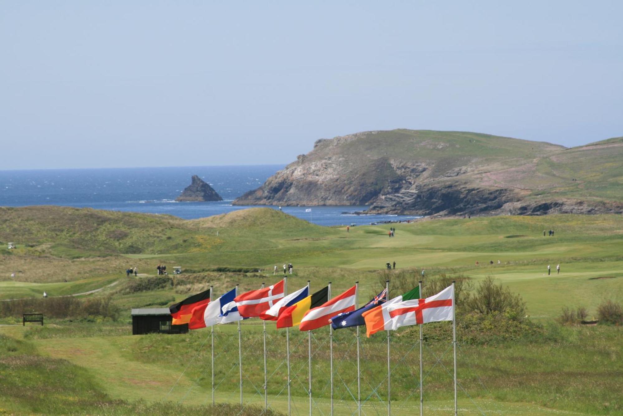 Trevose Golf And Country Club Hotel Padstow Exterior photo