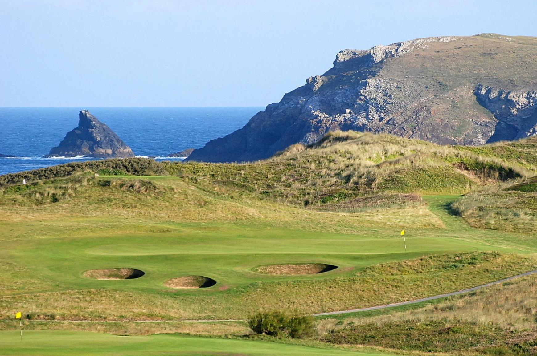 Trevose Golf And Country Club Hotel Padstow Exterior photo