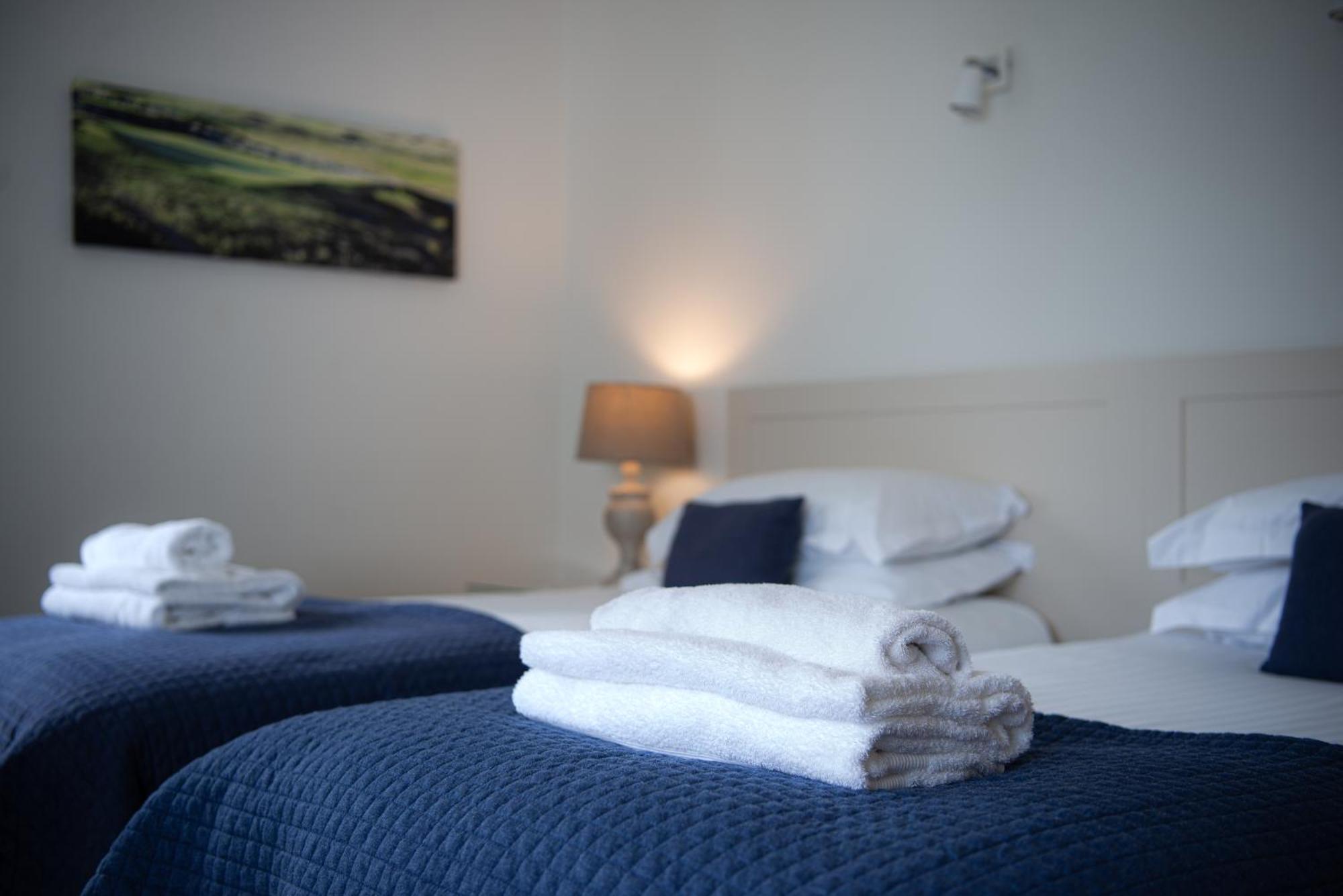 Trevose Golf And Country Club Hotel Padstow Exterior photo