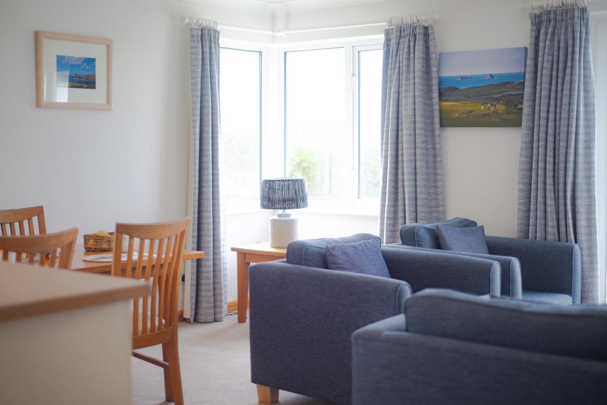 Trevose Golf And Country Club Hotel Padstow Exterior photo